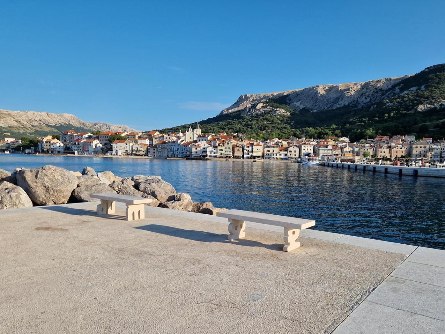 Apartments Kucar Baška Exteriör bild