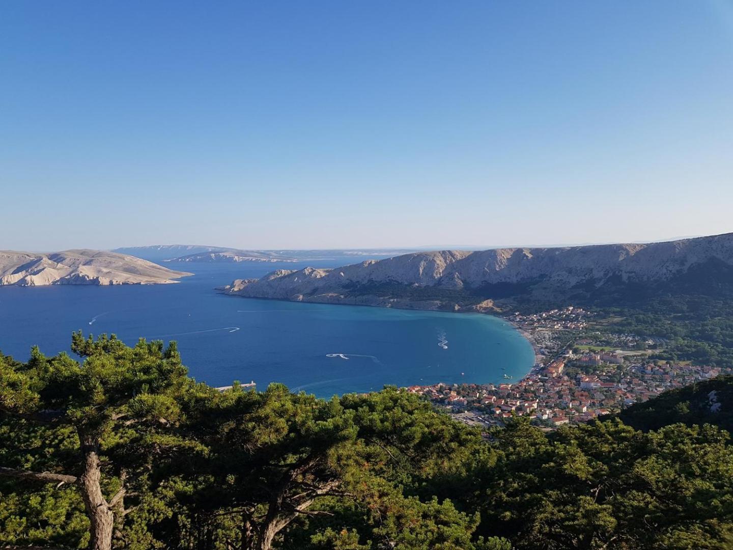 Apartments Kucar Baška Exteriör bild